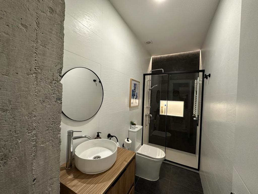 Alhondiga City Center By Sleep In Bilbao Exterior photo
